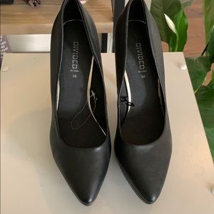 NWOT H&M Heel size 38